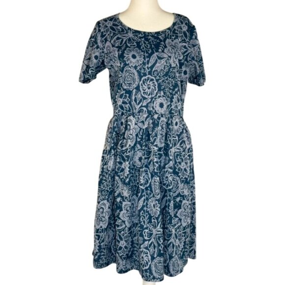 LuLaRoe Woman Dress 2XL & White Floral Fit & Flare  With Back Zipper - Picture 1 of 6